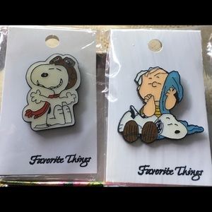 Linus & Snoopy Collectable Pins (set of 2)